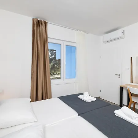 Medena Daire Trogir